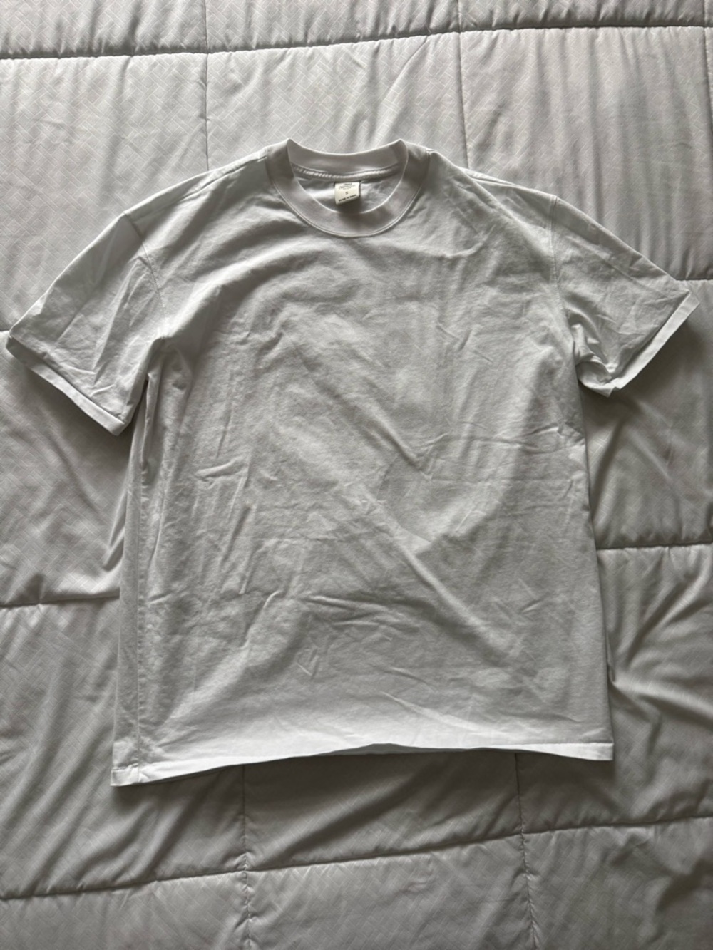 Skims White Short Sleeve Crewneck Tee